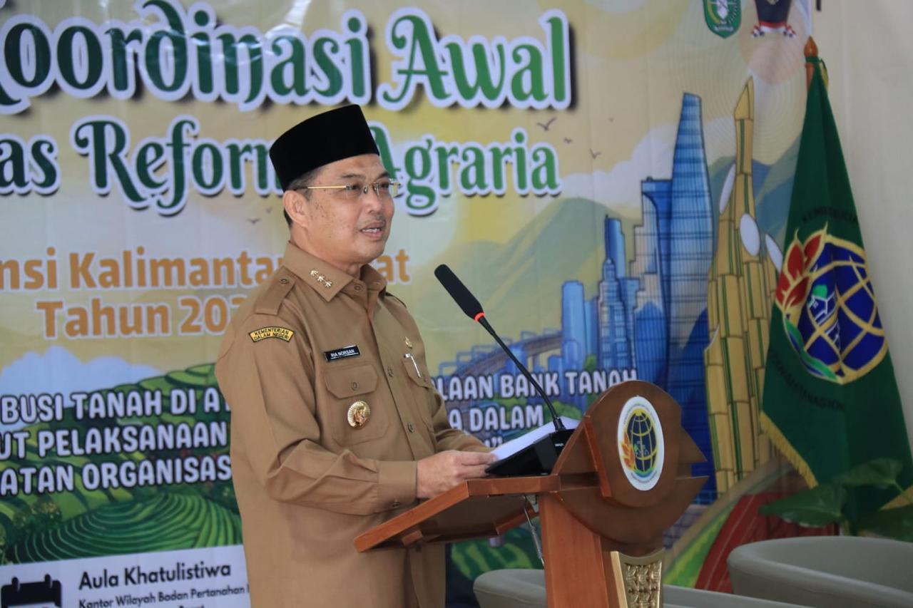 Gubernur Kalbar, Ria Norsan saat membuka Rapat Koordinasi Awal Gugus Tugas Reforma Agraria (GTRA) 2026, Selasa (28/4/2026). Foto: Istimewa