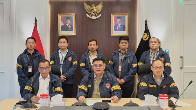 Direktorat Tindak Pidana Ekonomi Khusus Bareskrim Polri memberikan keterangan terkait penetapan baru tersangka kasus tambang emas ilegal. Foto: Istimewa