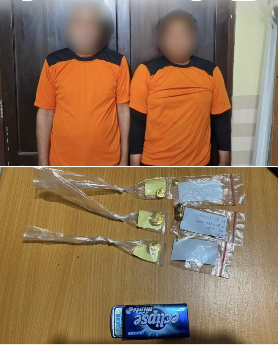 Satreskrim Polres Sanggau menangkap dua terduga JC dan SE, serta menyita sejumlah emas dalam pengungkapan kasus dugaan penampungan emas hasil PETI di Desa Semoncol, Kecamatan Balai. Foto: Istimewa