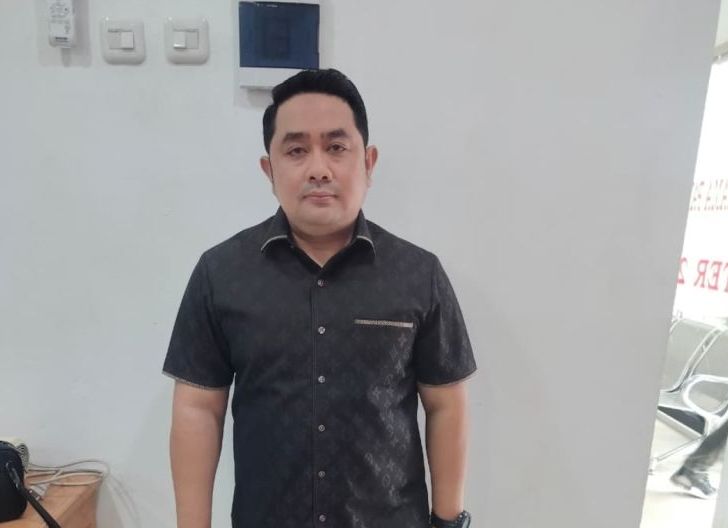 Terpidana kasus penipuan, H. Asep Jamaludin, LC alias Jimmy yang ditangkap Tim Satgas Intelijen Reformasi dan Inovasi (SIRI) Kejaksaan Agung. Asep sebelumnya masuk daftar buron DPO Kejati Kalbar. Foto: Istimewa