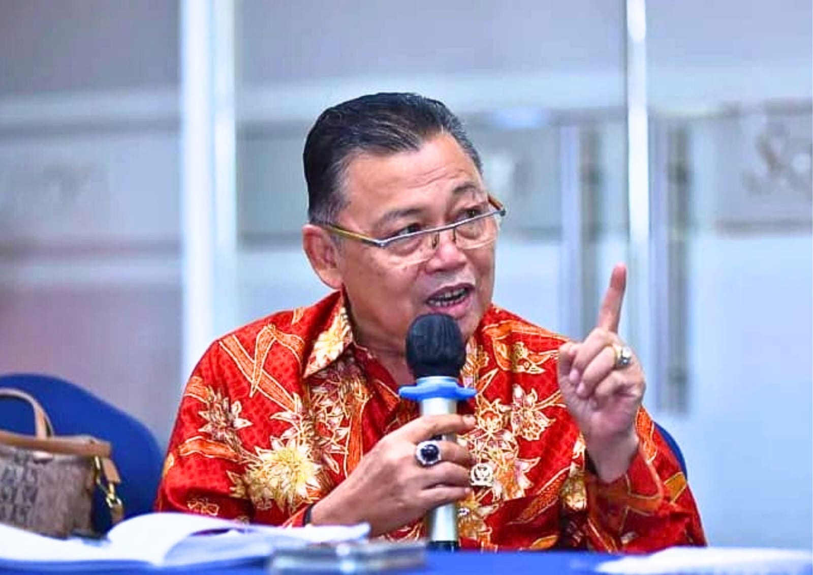 Anggota DPR RI yang juga tokoh masyarakat Dayak Kalimantan Barat, Cornelis. Foto: Istimewa
