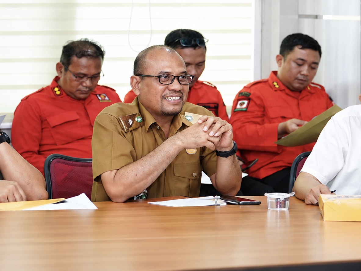 Kepala Dinas Lingkungan Hidup dan Kehutanan (LHK) Kalbar, Adi Yani. Foto: Akcaya