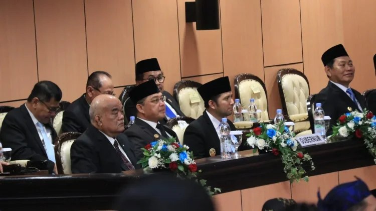 Gubernur Kalimantan Barat menghadiri Sidang Paripurna Luar Biasa dalam rangka HUT ke-22 DPD RI di Kompleks Parlemen, Senayan, Jakarta, Kamis (1/10/2026). Foto: Istimewa