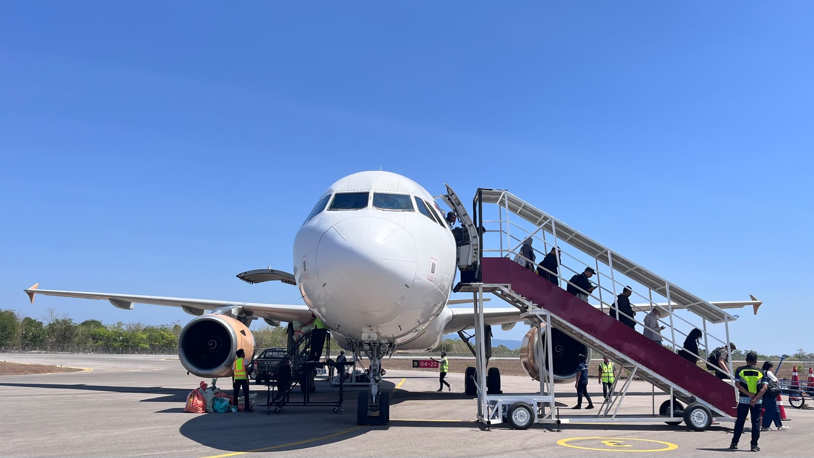 Aktivitas di salah satu bandara di Indonesia. Foto: Istimewa